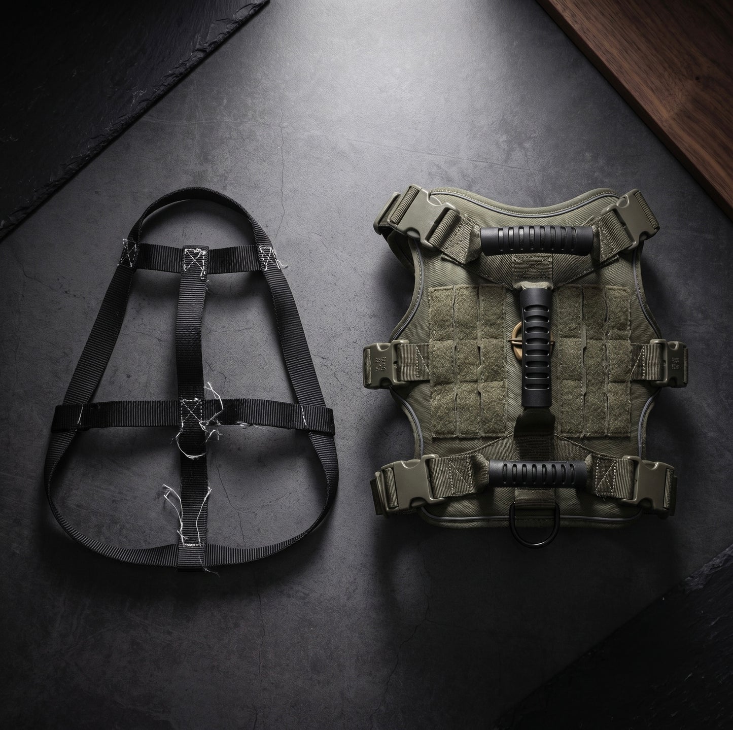 Top-down view comparing the durable Midori K9 vest structure to a cheap thin strap harness